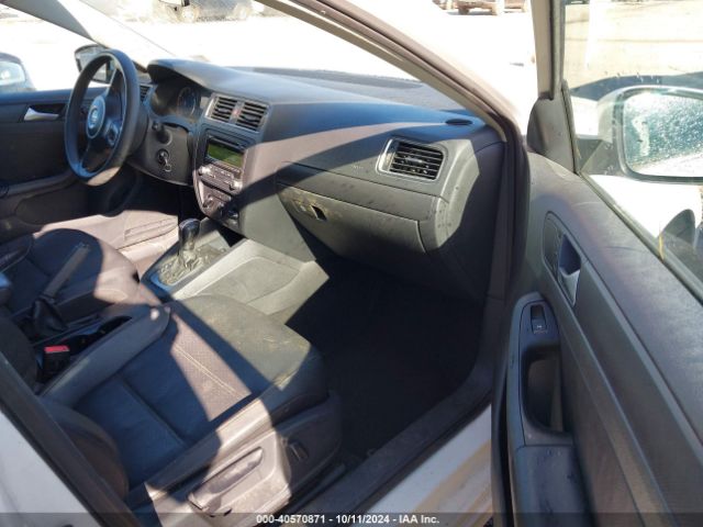 3VWD17AJ9EM210659 Volkswagen Jetta 1.8t Se