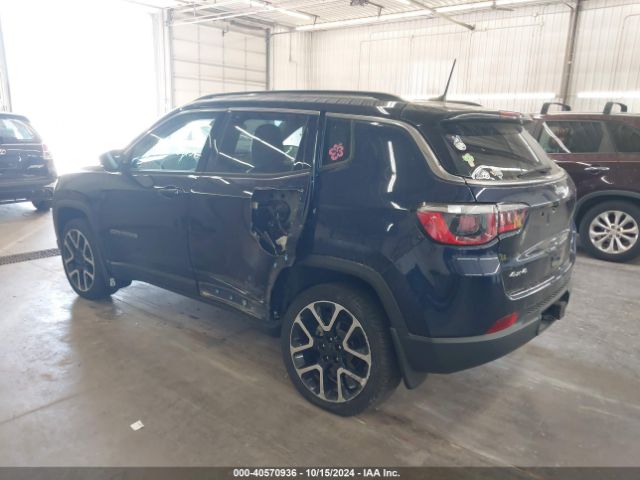 3C4NJDCB7JT135956 Jeep Compass Limited 4x4