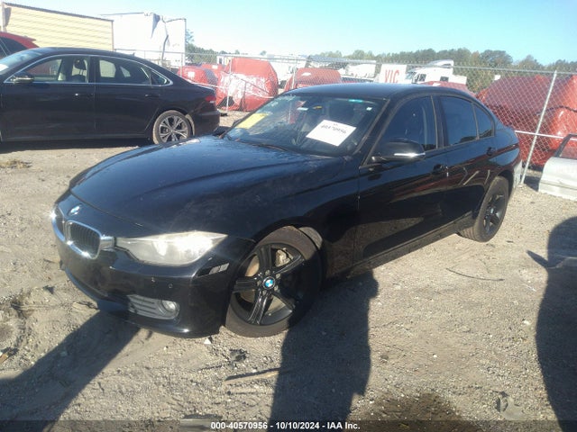 WBA3B1C52EK133890 BMW 320i
