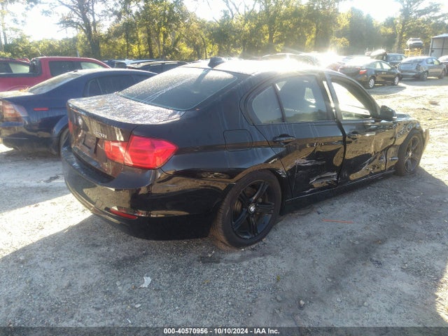 BMW 320i 2014 WBA3B1C52EK133890 Image 4