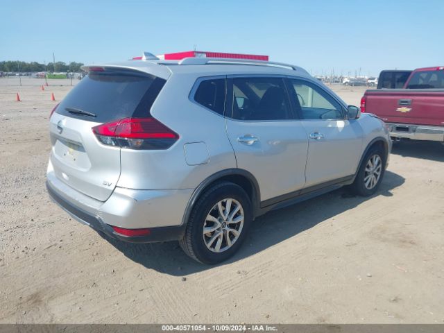 JN8AT2MT8HW386496 Nissan ROGUE SV