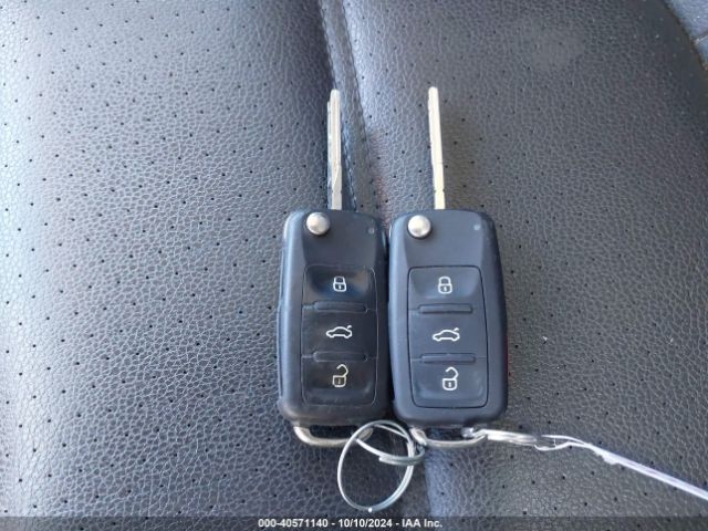 3VWD17AJXEM278498 Volkswagen Jetta 1.8t Se