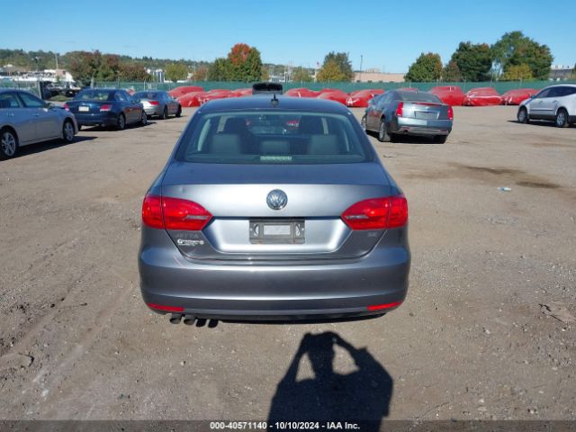 3VWD17AJXEM278498 Volkswagen Jetta 1.8t Se