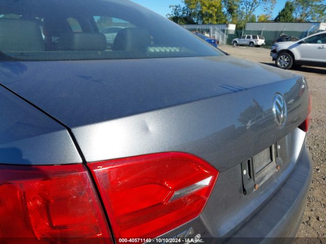 3VWD17AJXEM278498 Volkswagen Jetta 1.8t Se