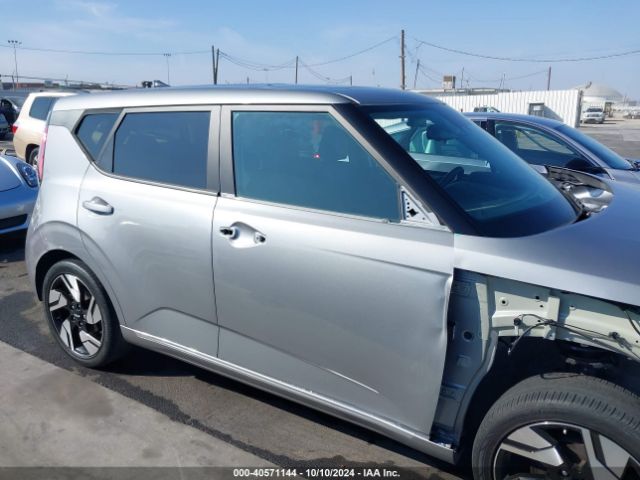 KNDJ53AU6P7853965 KIA Soul Gt-line