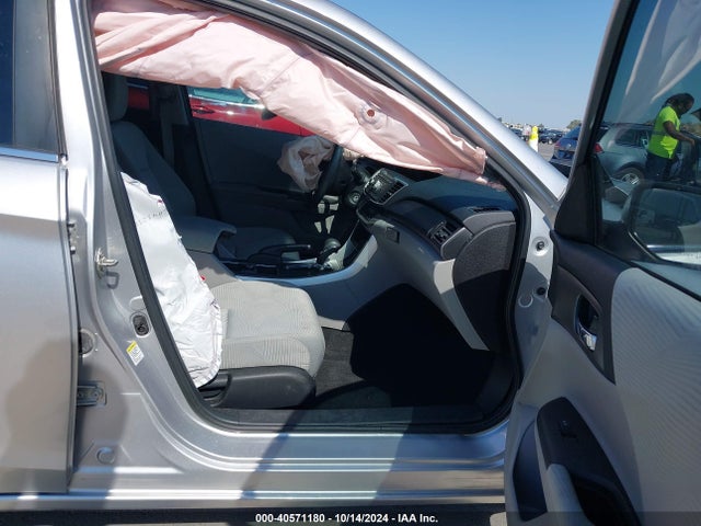 Honda ACCORD LX 2015 1HGCR2F30FA016915 Image 5