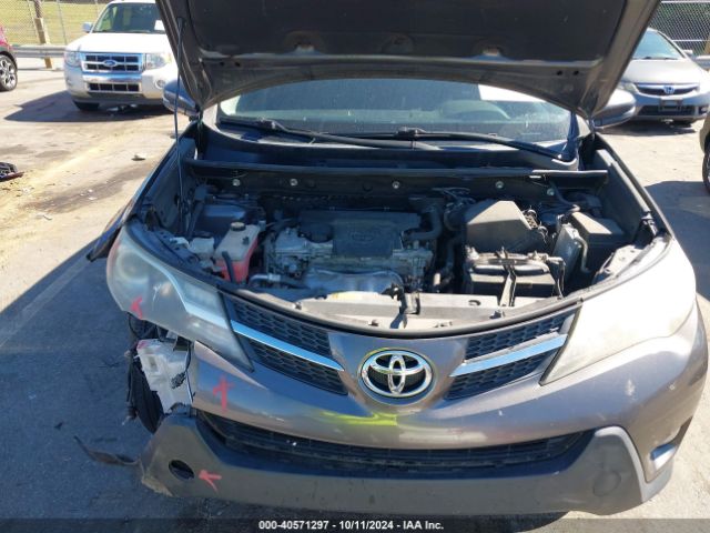 2T3WFREV8EW129060 Toyota Rav4 Xle