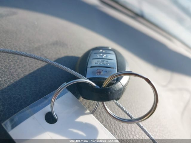 3N1AB7AP1JY233317 Nissan SENTRA SR