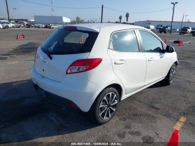 JM1DE1KZ0E0187347 Mazda Mazda2 Sport
