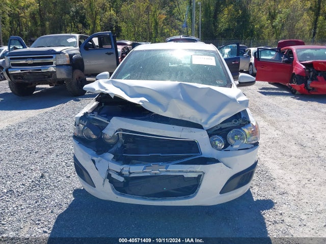Chevrolet Sonic 2015 1G1JA6SH8S4190759 Image 12