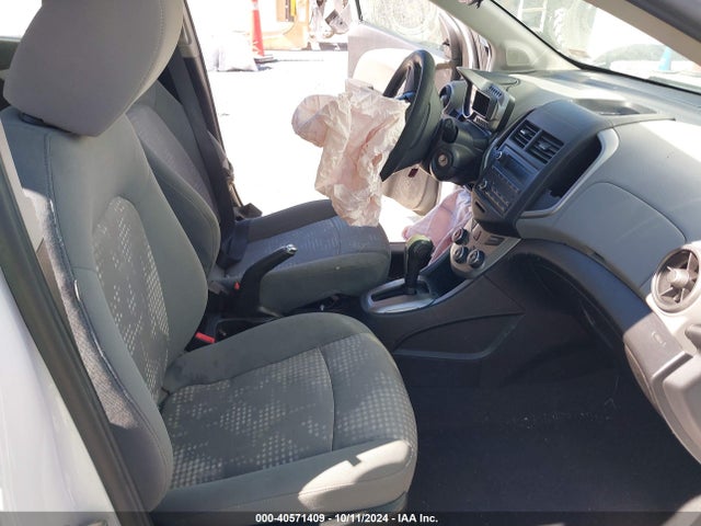 Chevrolet Sonic 2015 1G1JA6SH8S4190759 Image 5