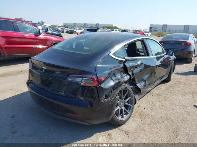 5YJ3E1EAXJF070355 Tesla Model 3 Long Range/mid Range