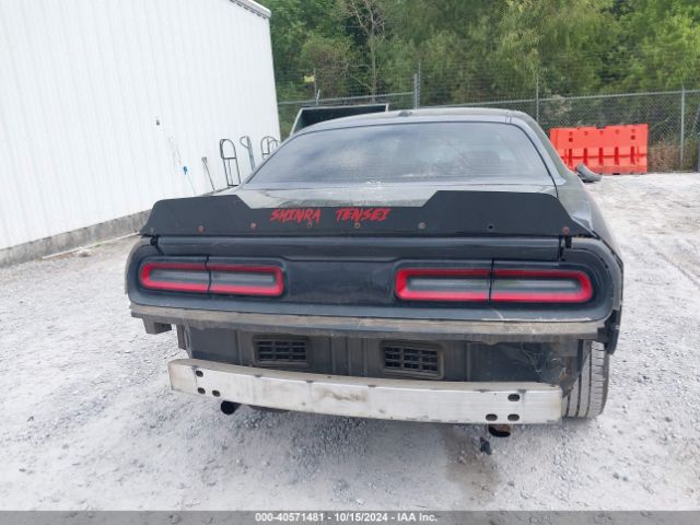 2C3CDZAG2FH811051 Dodge Challenger Sxt