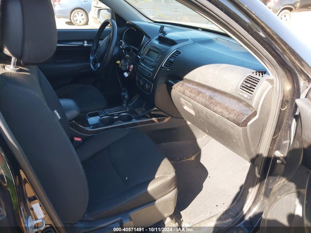 KIA SORENTO LX 2014 5XYKTCA66EG514490 Image 5