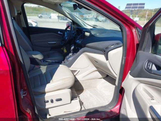 1FMCU9J95FUB69365 Ford Escape Titanium