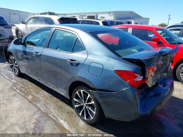 2017 TOYOTA COROLLA 5YFBURHE7HP627636 Photo 2
