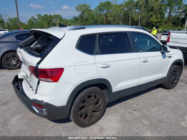 3VV1X7B29NM003069 Volkswagen Taos 1.5t Sel