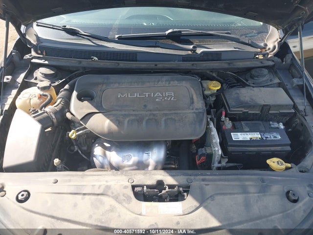 1C3CCCAB5FN668124 Chrysler 200 Limited