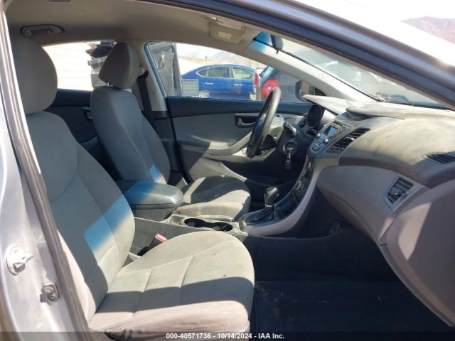 5NPDH4AE4FH616372 Hyundai ELANTRA SE
