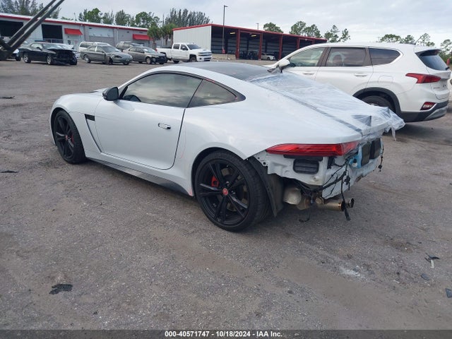 Jaguar F-type Svr 2017 SAJWJ6J87HMK43664 Image 3