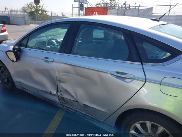 3FA6P0G71FR239161 Ford FUSION S