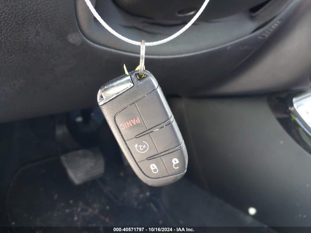 3C4NJCCB5KT755751 Jeep Compass Limited Fwd