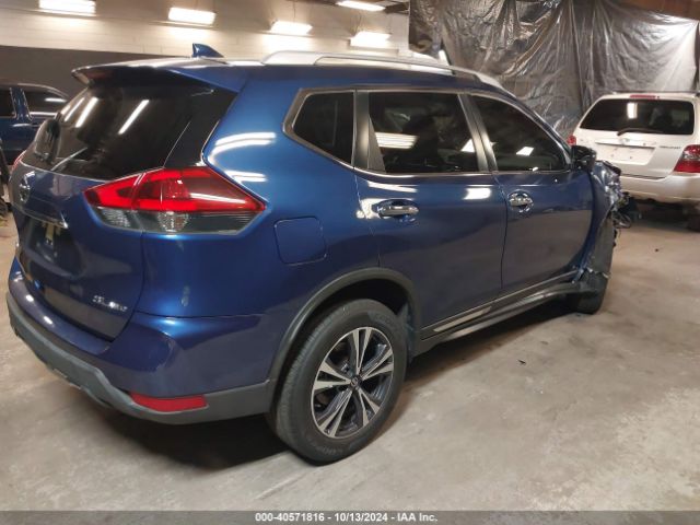 JN8AT2MV1JW317804 Nissan Rogue Sl