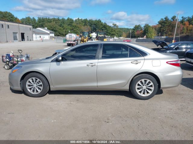 4T4BF1FK2GR535647 Toyota CAMRY LE