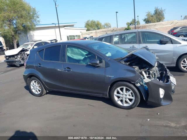 JTDKDTB3XF1093053 Toyota Prius C Four