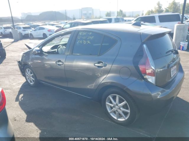 JTDKDTB3XF1093053 Toyota Prius C Four