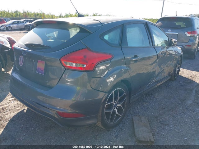 Ford FOCUS SE 2016 1FADP3K2XGL240975 Image 4