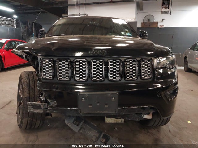1C4RJFAG2JC211431 Jeep Grand Cherokee Altitude 4x4