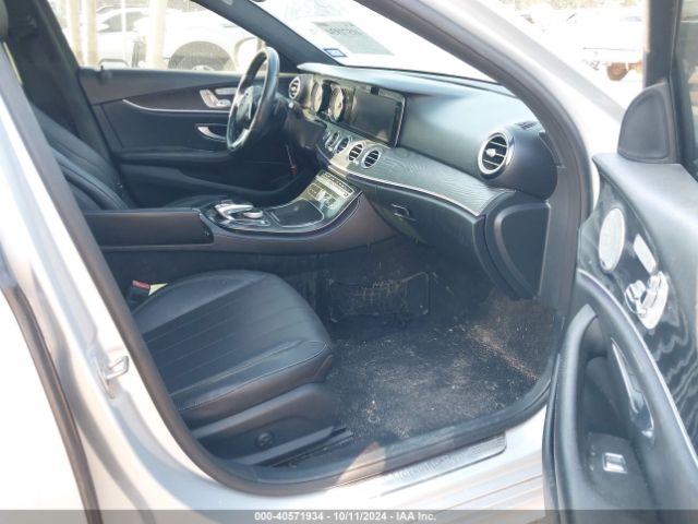 WDDZF4JB8HA110237 Mercedes-Benz E 300