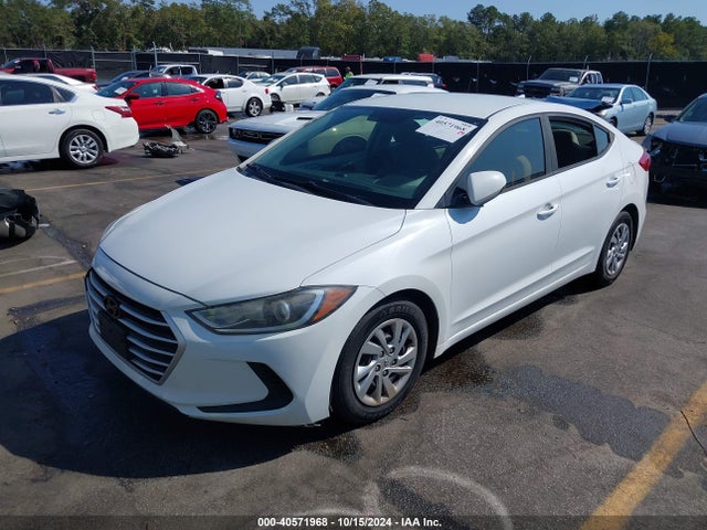 Hyundai ELANTRA SE 2017 5NPD74LF4HH172180 Image 2