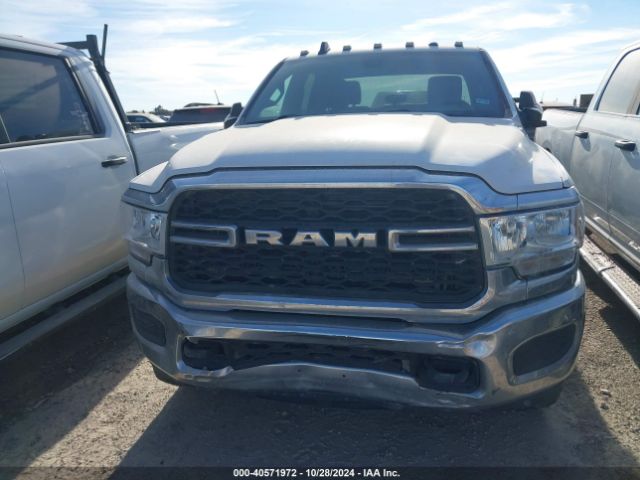 3C6UR5HL9MG606036 RAM 2500 Tradesman  4x4 8' Box