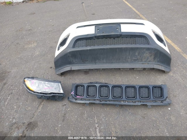 3C4NJCBBXMT587321 Jeep Compass Altitude Fwd