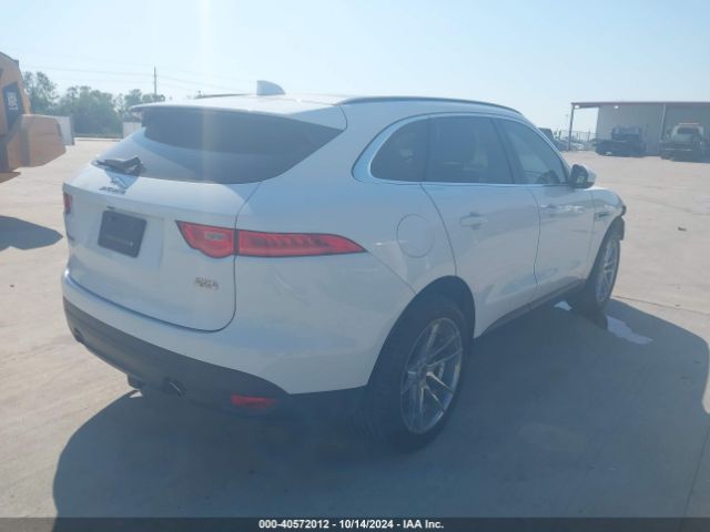 2018 JAGUAR F-PACE SADCK2FX6JA321693 Photo 3