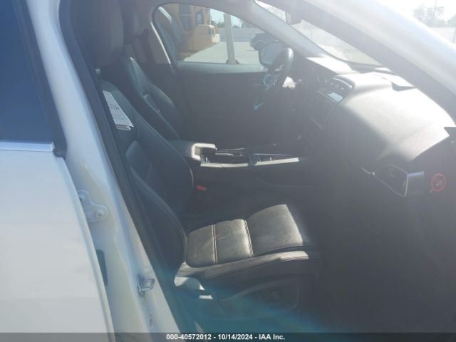 2018 JAGUAR F-PACE SADCK2FX6JA321693 Photo 4