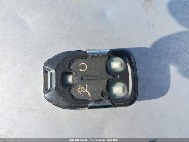 1GKKNLLA7JZ157851 GMC Acadia Sle-2