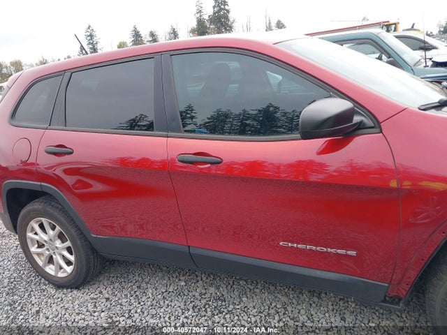 1C4PJMAB5EW222945 Jeep Cherokee Sport