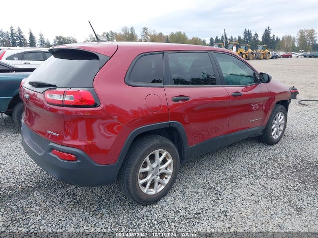 1C4PJMAB5EW222945 Jeep Cherokee Sport