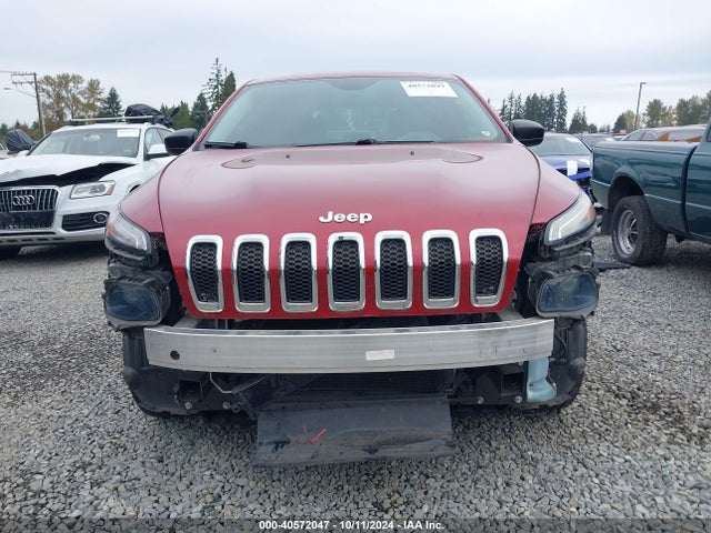 1C4PJMAB5EW222945 Jeep Cherokee Sport