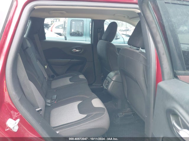 1C4PJMAB5EW222945 Jeep Cherokee Sport