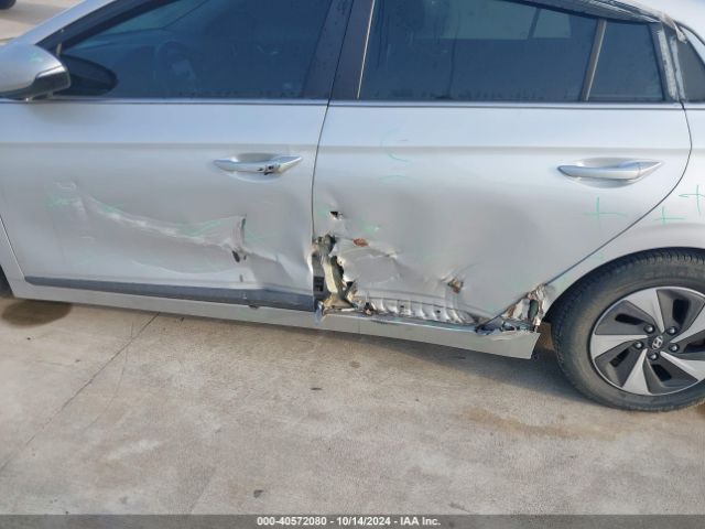 KMHC75LC1JU102957 Hyundai Ioniq Hybrid Sel