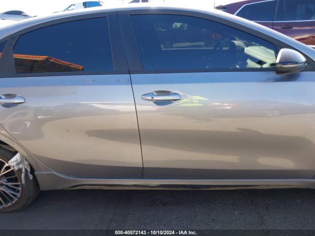 3KPF54AD1RE785329 KIA Forte Gt-line