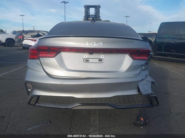 3KPF54AD1RE785329 KIA Forte Gt-line