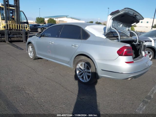 1VWLA7A34KC008998 Volkswagen Passat 2.0t Wolfsburg Edition