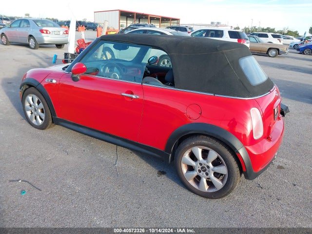 2005 MINI COOPER S WMWRH33455TF80903 Photo 2