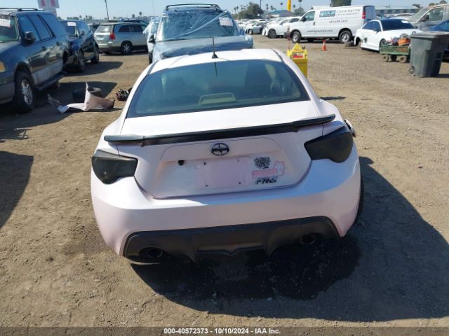 JF1ZNAA13E8707128 Scion Fr-s Monogram