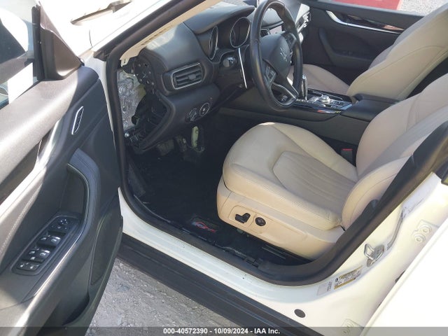 ZN661YUAXLX344843 Maserati LEVANTE S